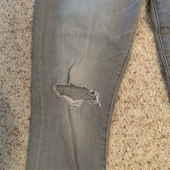 Lucky Brand Gray Jeans - Picture 6 of 8
